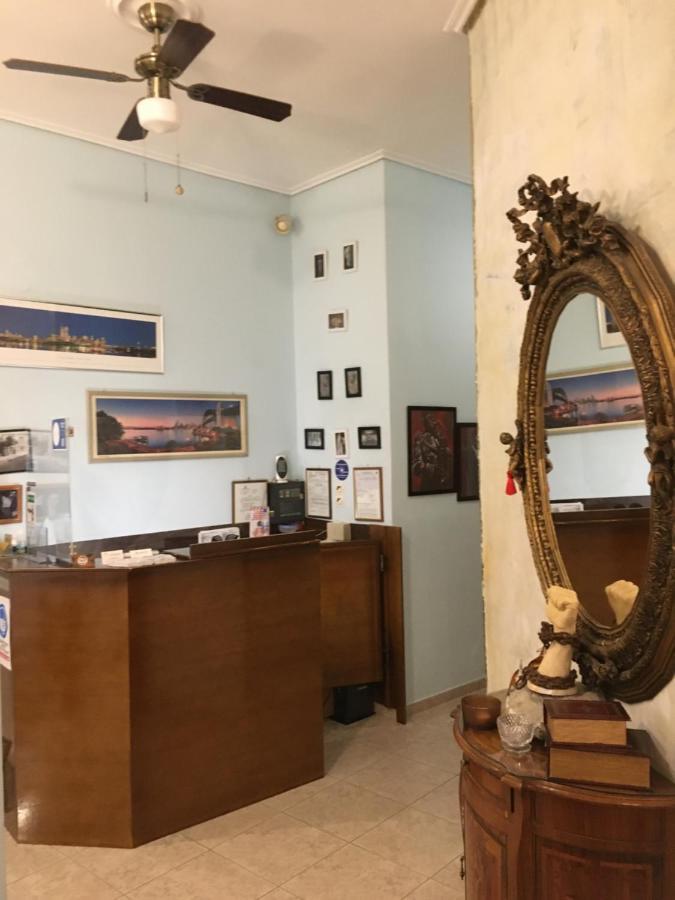 Hotel George Каламата Екстер'єр фото